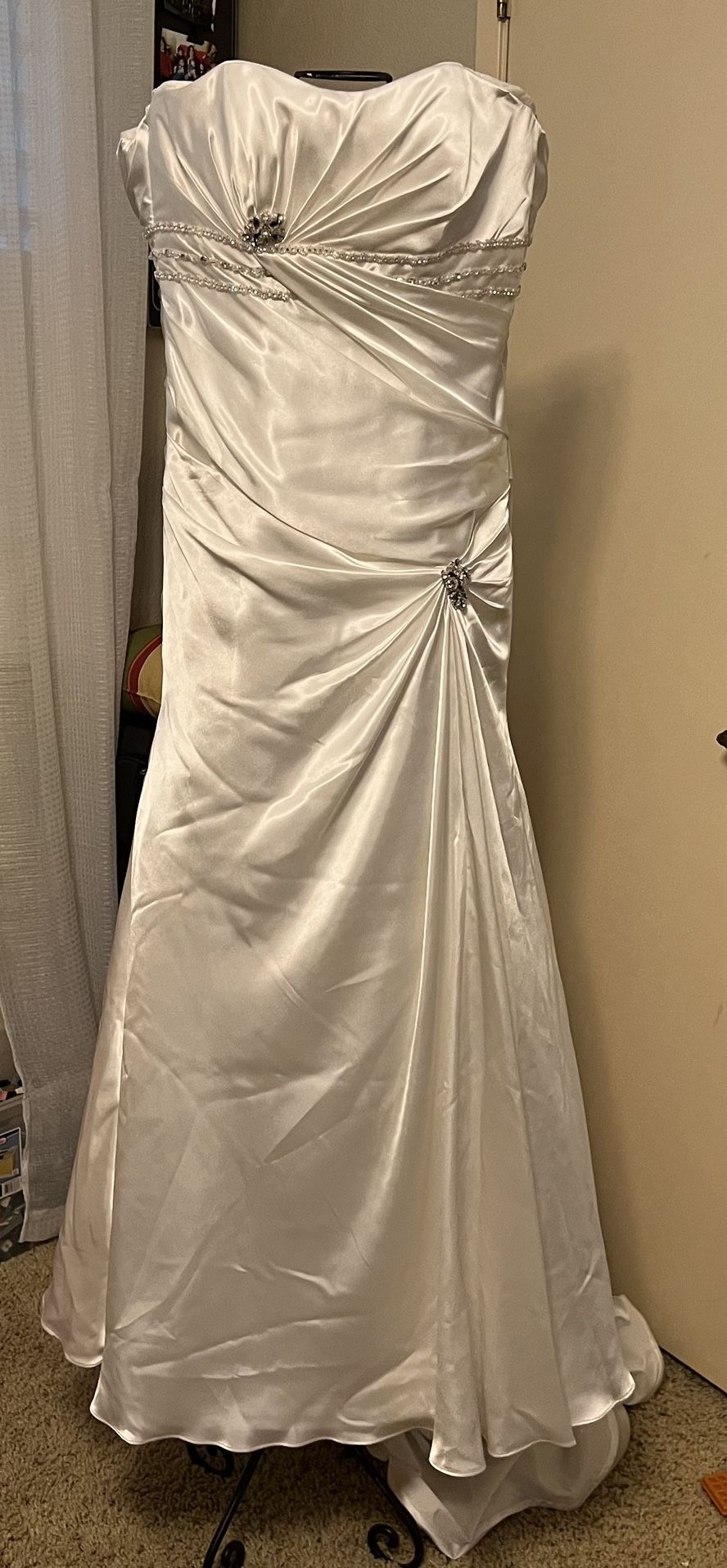 Wedding Dress Size 6