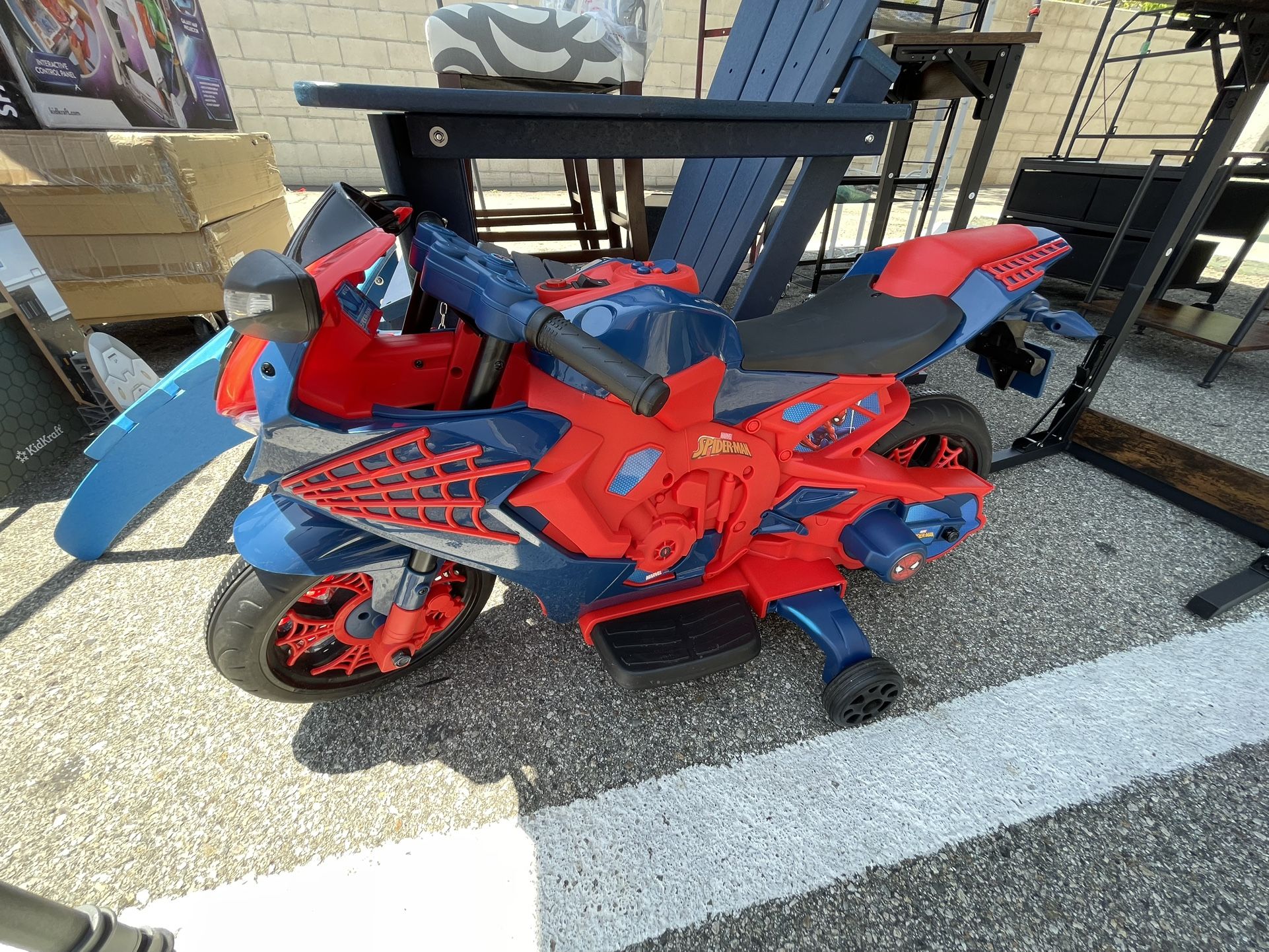 Spiderman Motorcycle, Battery Ride on Toy, for Kids, Ages 3+