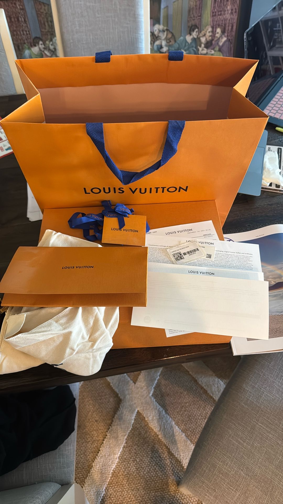 Louis Vuitton Purse Authentic