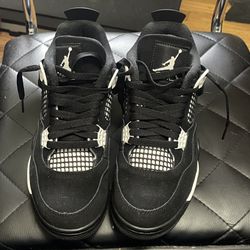 Jordan 4 Retros White Thunder