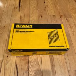 Dewalt 21 degree round head framing nails 3 in x .131 in