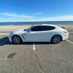 2012 Porsche Panamera