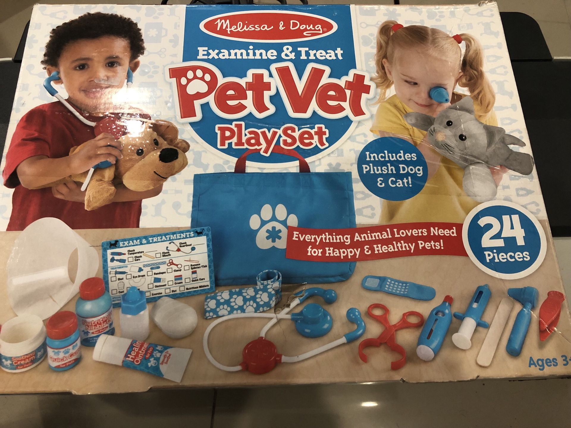 Examine and treat Pet Vet playset from Melissa & Dough