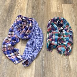 Set Of 2 Scarves 