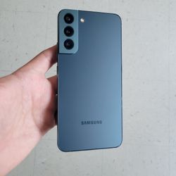 Samsung Galaxy S22 Unlocked For Any Carrier Liberado Para Cualquier Compañia O Pais 