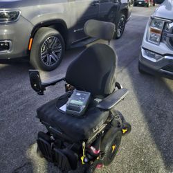 Permobil M3 Power Wheelchair Tilt, Recline, Legs Lift Vertical lift