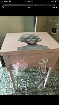 Marylin Monroe side table / nightstand