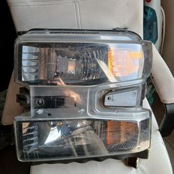 2019 Silverado Headlight Driver