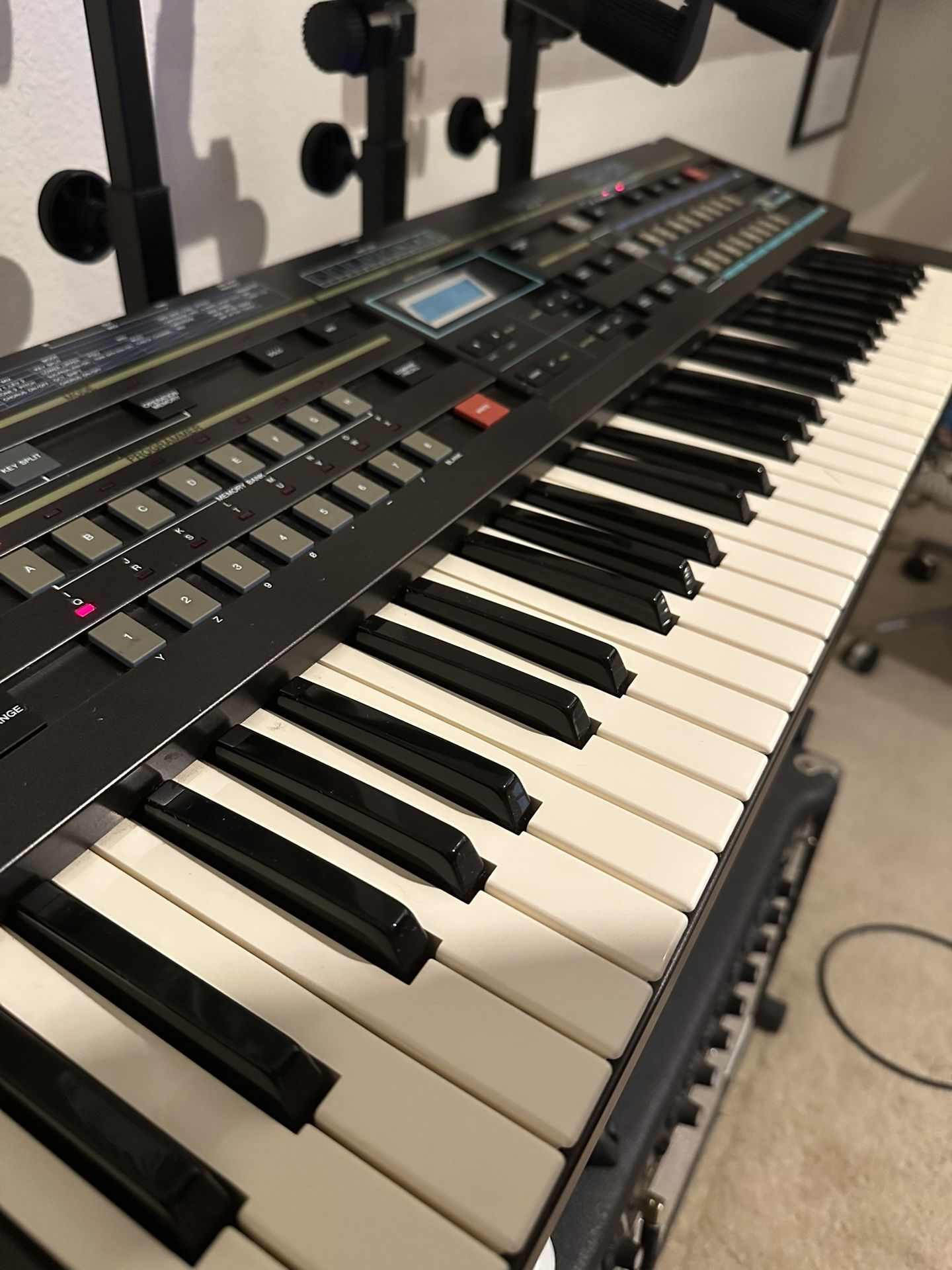 !RARE! Vintage! Casio CZ-1 61-Key Synthesizer 1986