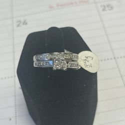 10k 1.50ctw White Gold Diamond Engagement Ring.