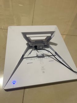 Starlink Satellite Dish with Mount and no Cable