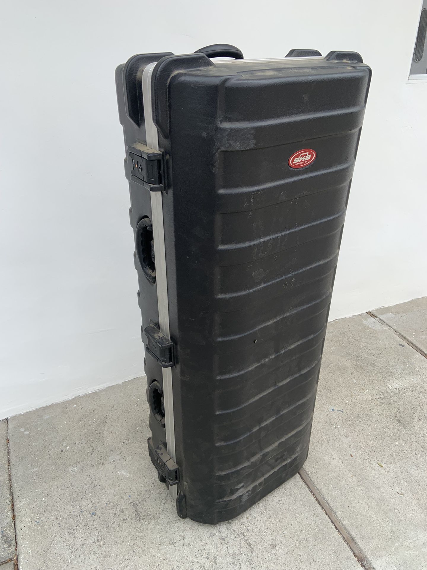 SKB Hard Case - Guitar Bow Rifle