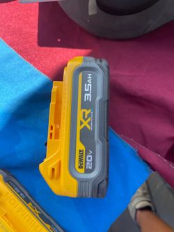 DEWALT 20V MAX XR POWERSTACK Lithium-Ion 3.5Ah Battery