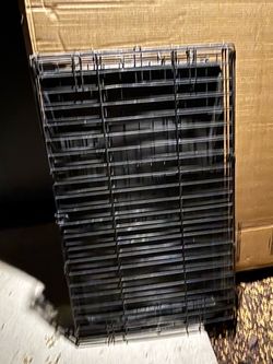 Medium dog wire crate
