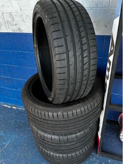 USED. GOODYEAR. RUN FLAT  275/35/20. 245/40/20.