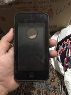 iPhone 7 life proof case