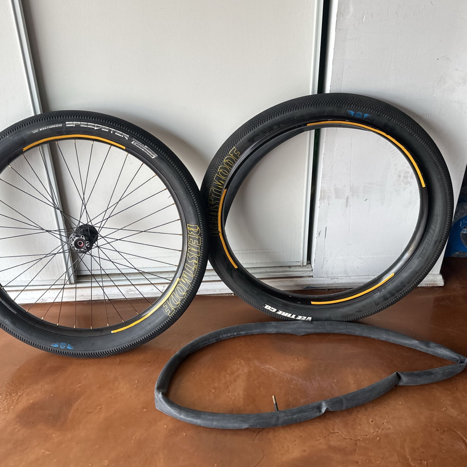 27.5 Vee Tire Se Beastmode Wheels/ Pair
