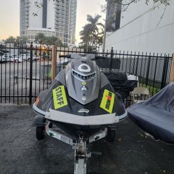 Wave Runner 2011 Yamaha Vxs 1800 Cc