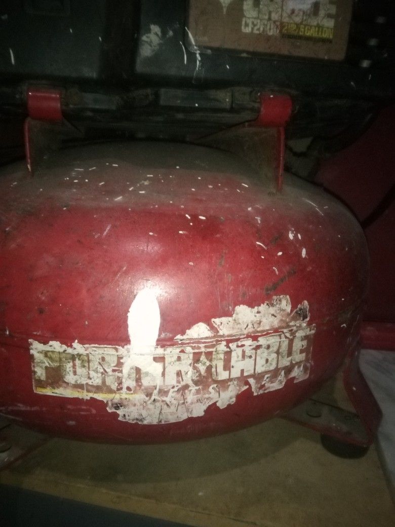 Porter Cable  Air Compressor  6gallons