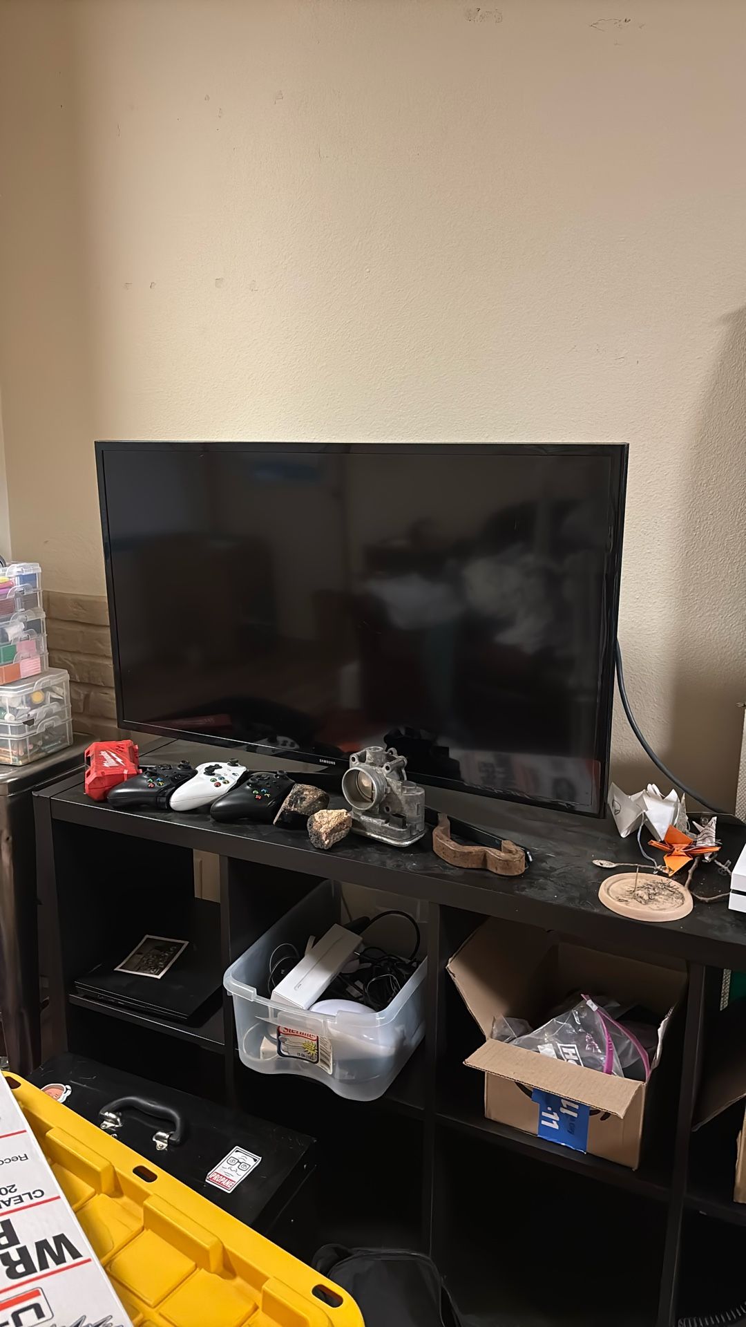 40” Samsung TV