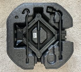 2023-2024 Genuine Hyundai Tool Hyundai Kona Spare Tire Kit 09149-J9000