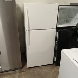 18 Cubic Foot Whirlpool Refrigerator Frost Street Free Delivery Vancouver Area
