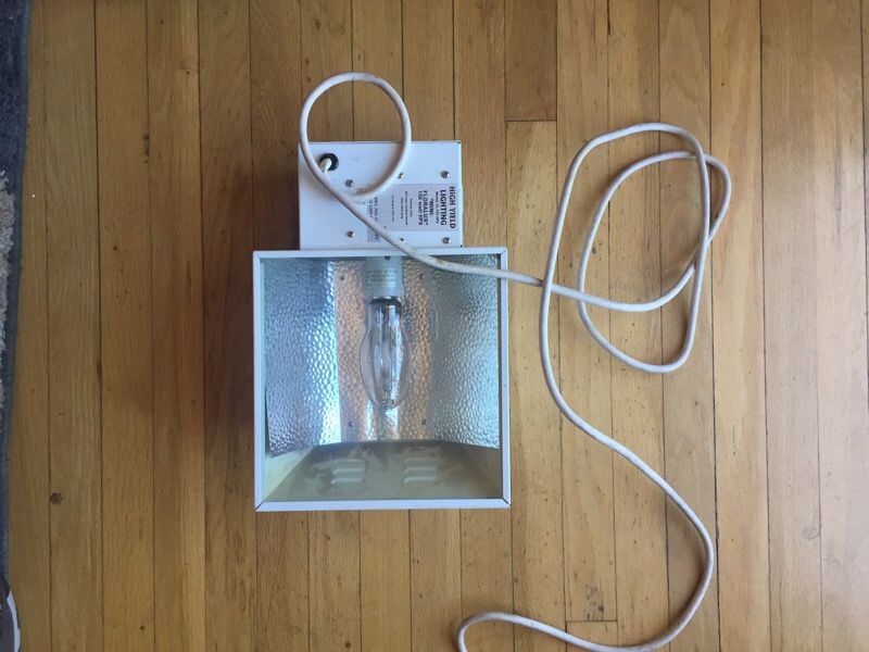 Mini Floralux 150 watt HPS grow light