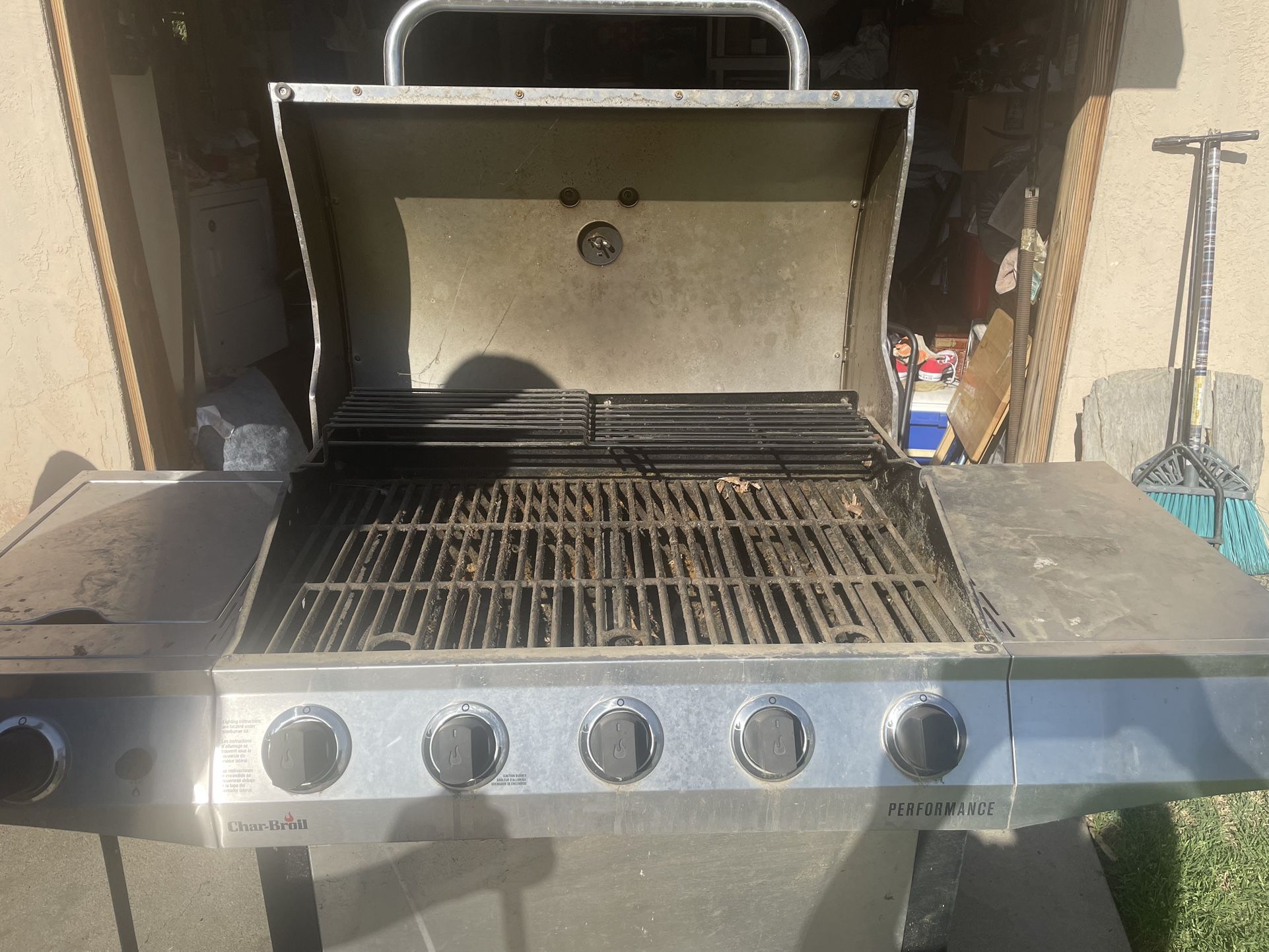BBQ GRILL
