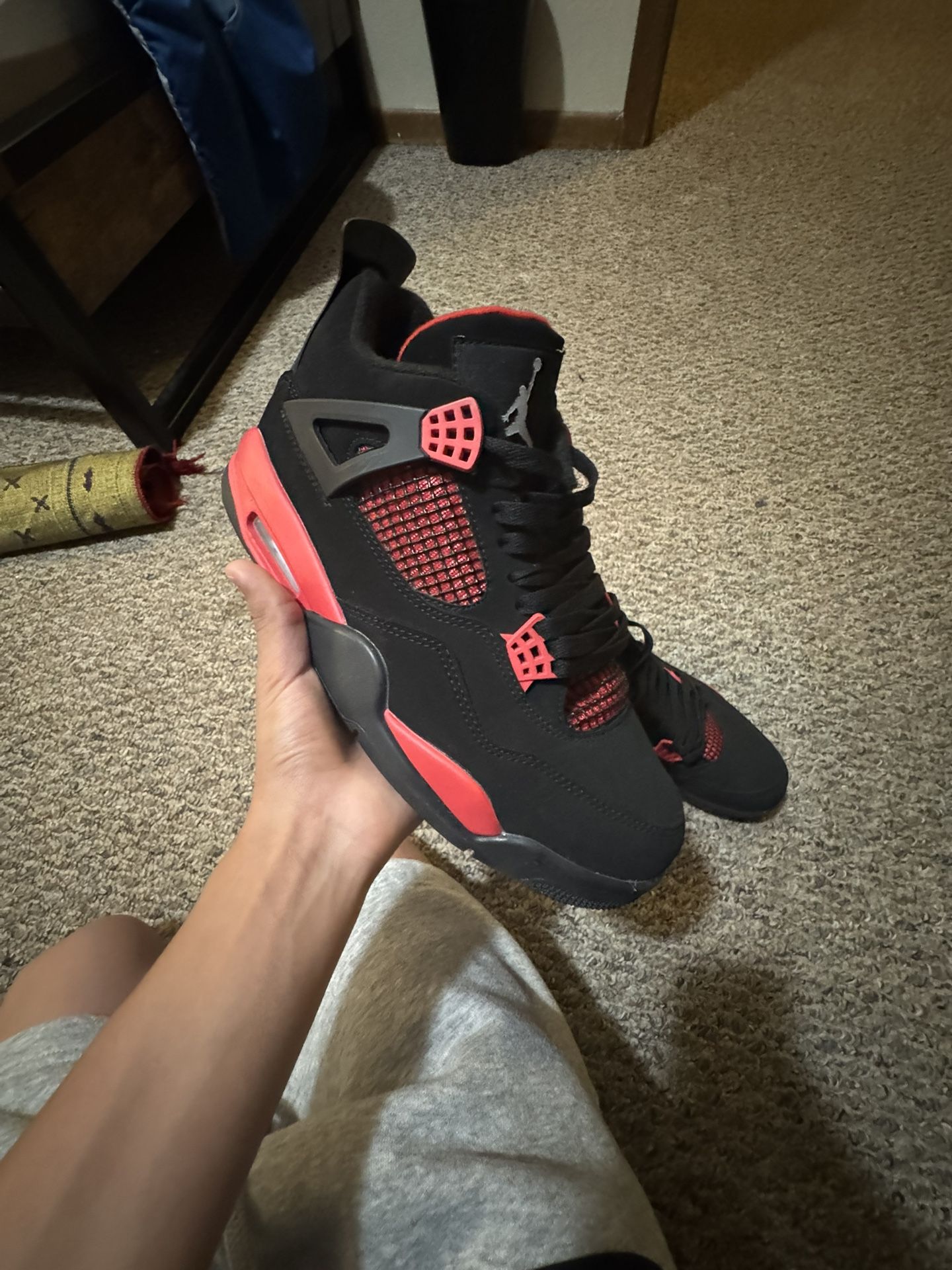 Jordan 4 Red Thunder