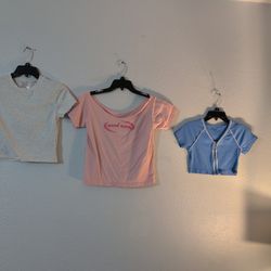 Women's Clothes 