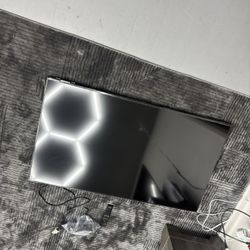 Samsung 43” Crystal Uhd TV