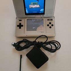 Nintendo Ds/ Silver 