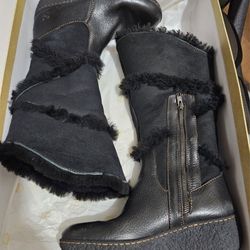 Born Ladies Boots 