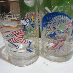 Disney 25th Anniversary Glass Mickey And Pluto No Cracks Chips Great Condition