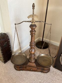 VINTAGE STEFANO UGOLINI FIRENZE WOODEN BALANCE SCALE