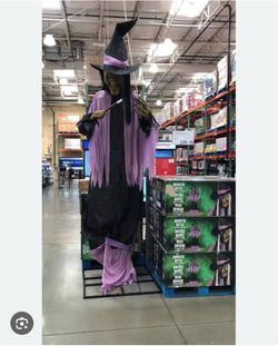 Animatronic witch