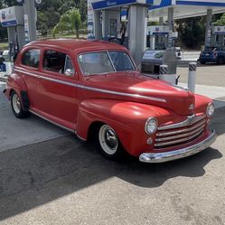 1948 Ford Hot Rod Sedan 