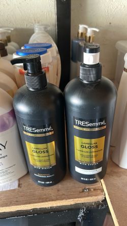 Tresemme.   Shampoo & conditioner. 8 set