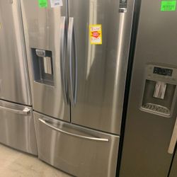SAMSUNG RF28RSR 28-cu ft French Door Refrigerator