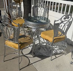 5 piece Silver Dining set