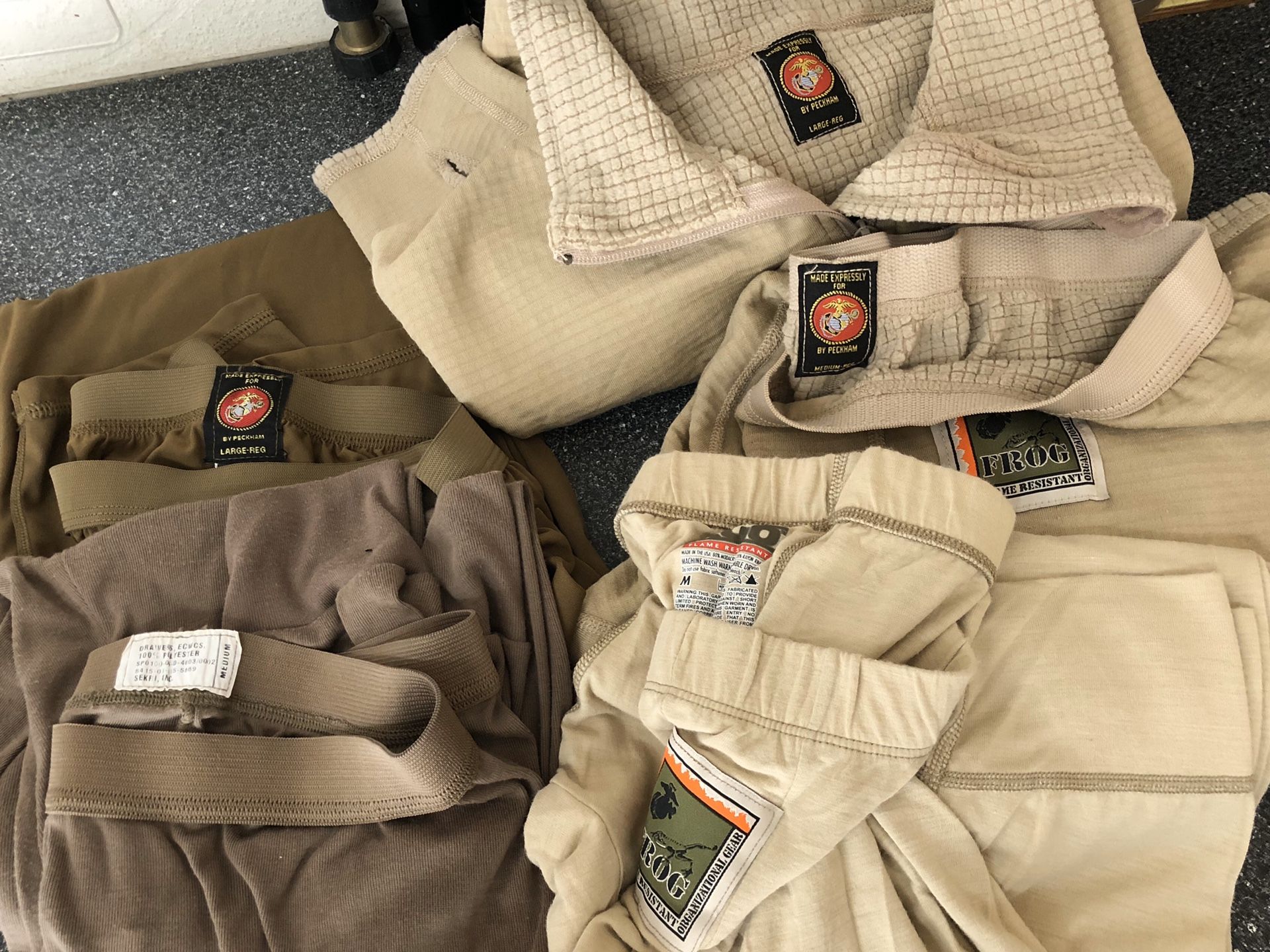 USMC CIF Issue Warming Layers FROG Tan & Coyote