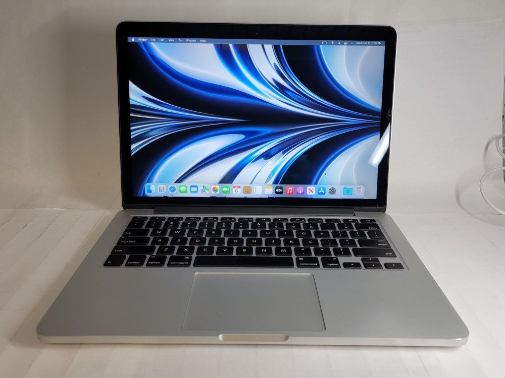 Fixed Price: Apple MacBook Pro 13" Retina Laptop Core i5/ 8GB/ 256GB SSD #2554