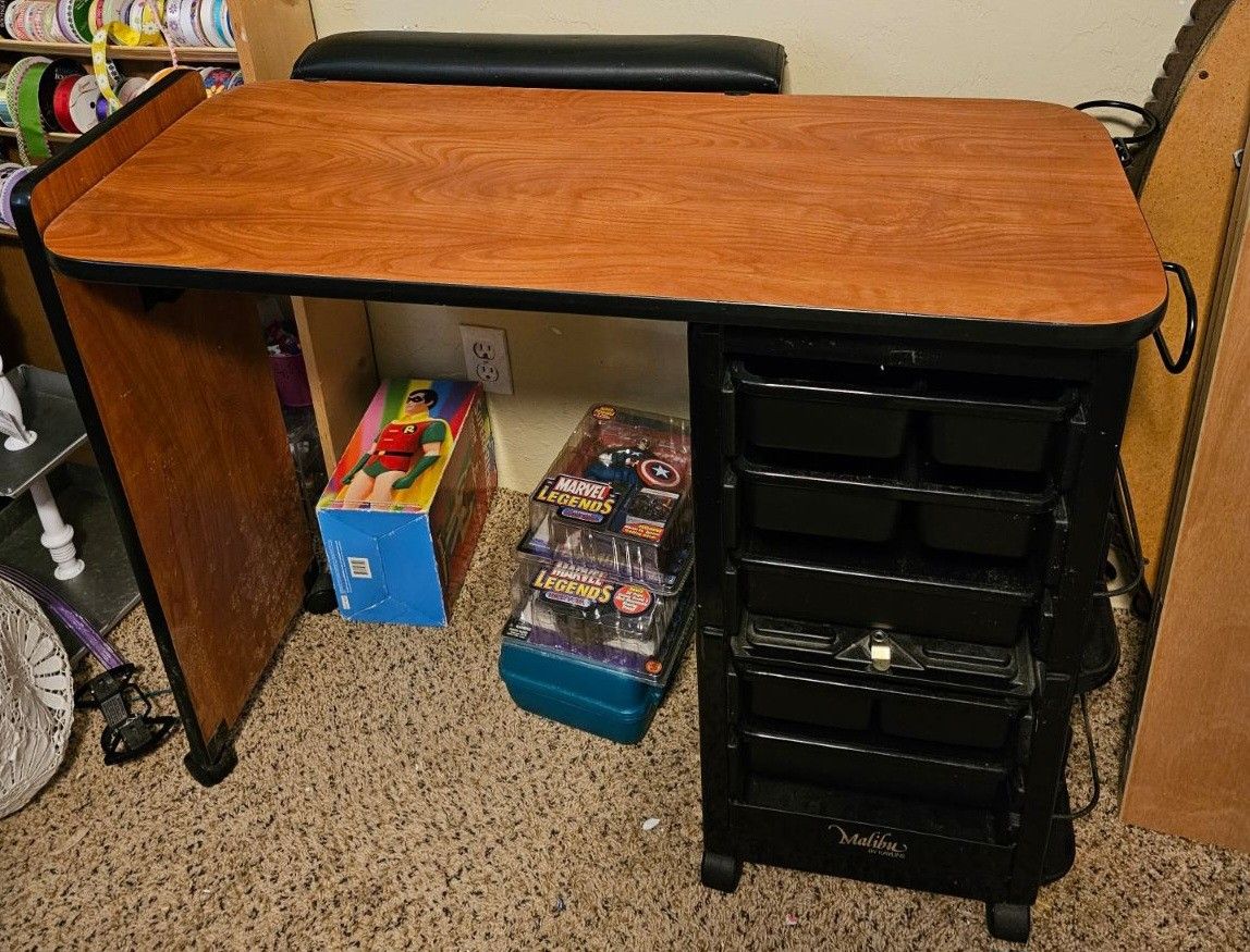 Acrylic Nail Table, 10 Drawer for Supplies & Supplies