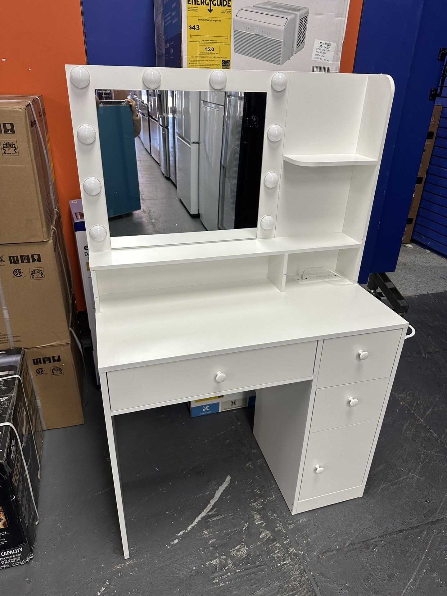 Vanity With Lights And storage New In Box