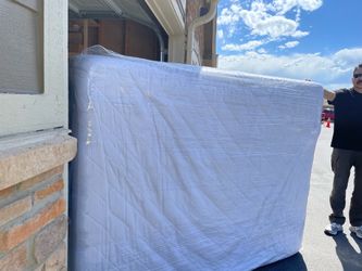 Nova foam queen mattress