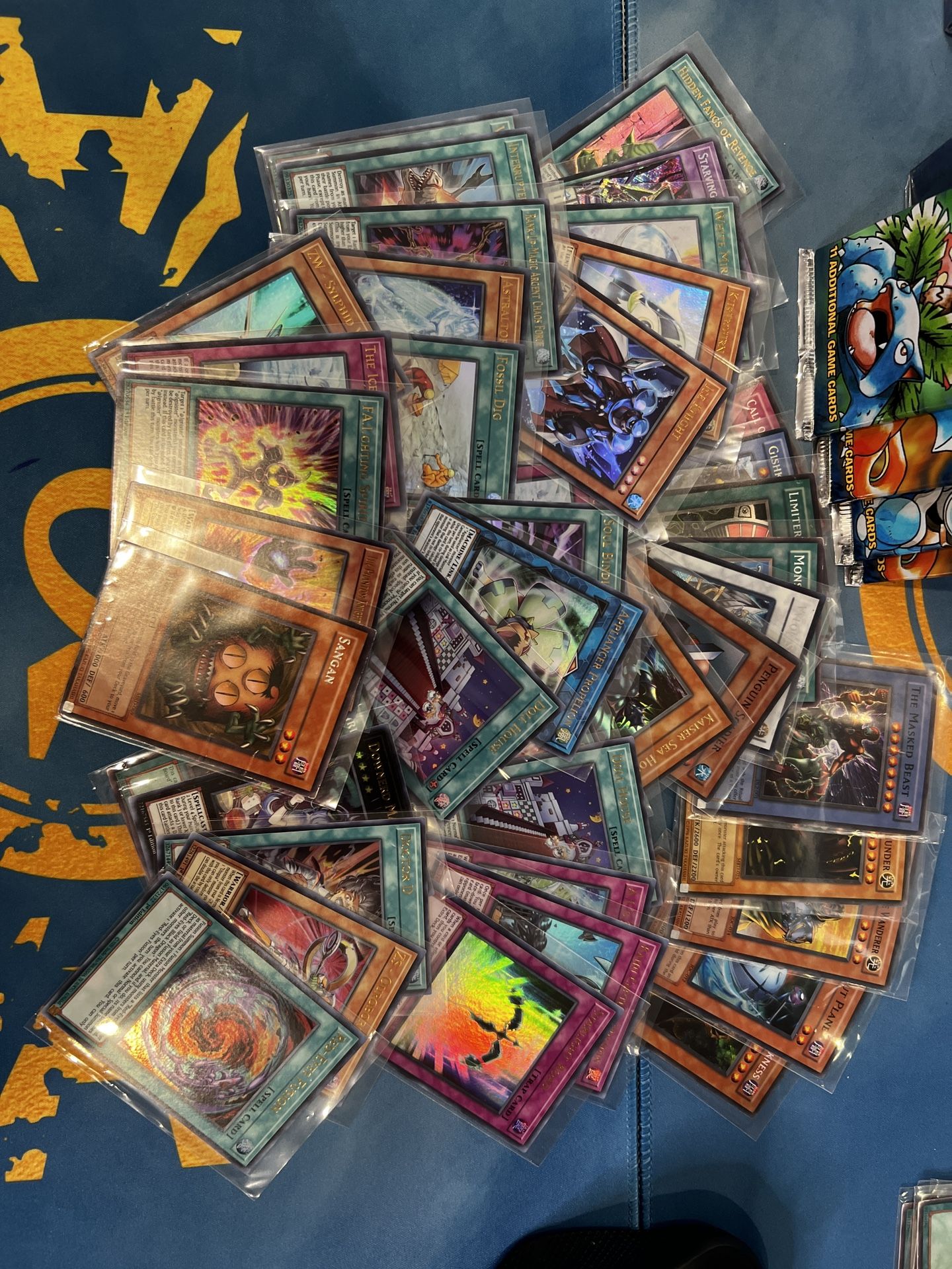 holo yugioh cards 1000 ULTIMATE LOT YU-GI-OH COLLECTION - 50 FOILS & RARES! Yu-Gi-Oh Cards - ULTRA RARE