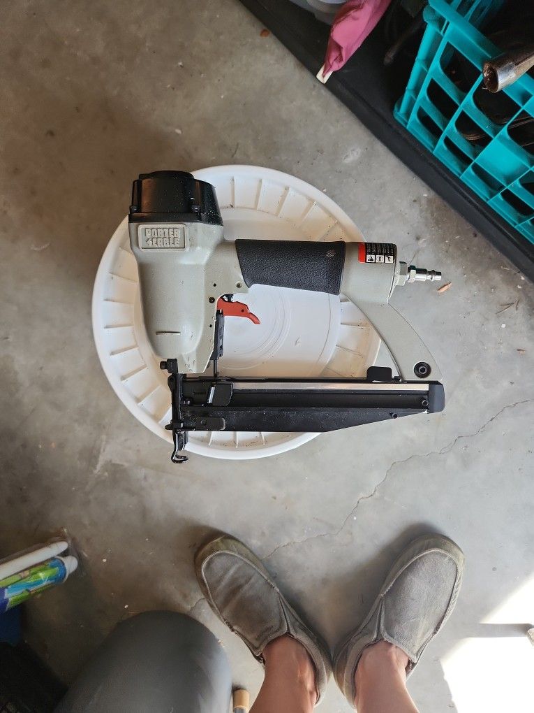 Porter Cable Nail Gun FOR PARTS