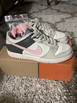 Rare Nike Dunk Low (GS) 4.5Y(6Wmns)
