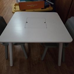 Toddler Table With Toy Net Storage In Middle
