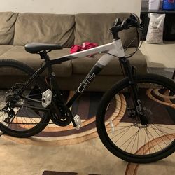 Brand: CamPingSurvivals 3.7 3.7 out of 5 stars (28) 26/27.5" Mountain Bike 21 Speed Men's Mountain Bike with Lightweight Aluminum Frame, Powerful Dual